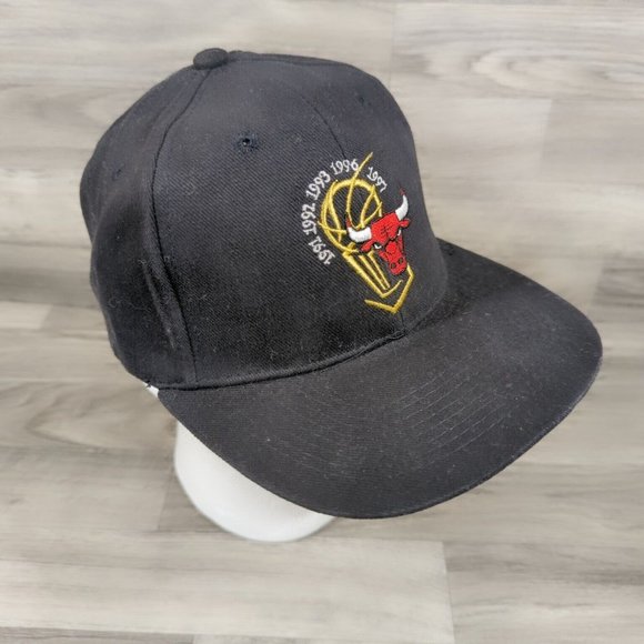 Vintage 90's Chicago Bulls 97 Championship Hat Black Embroidered Michael Jordan - Picture 1 of 8